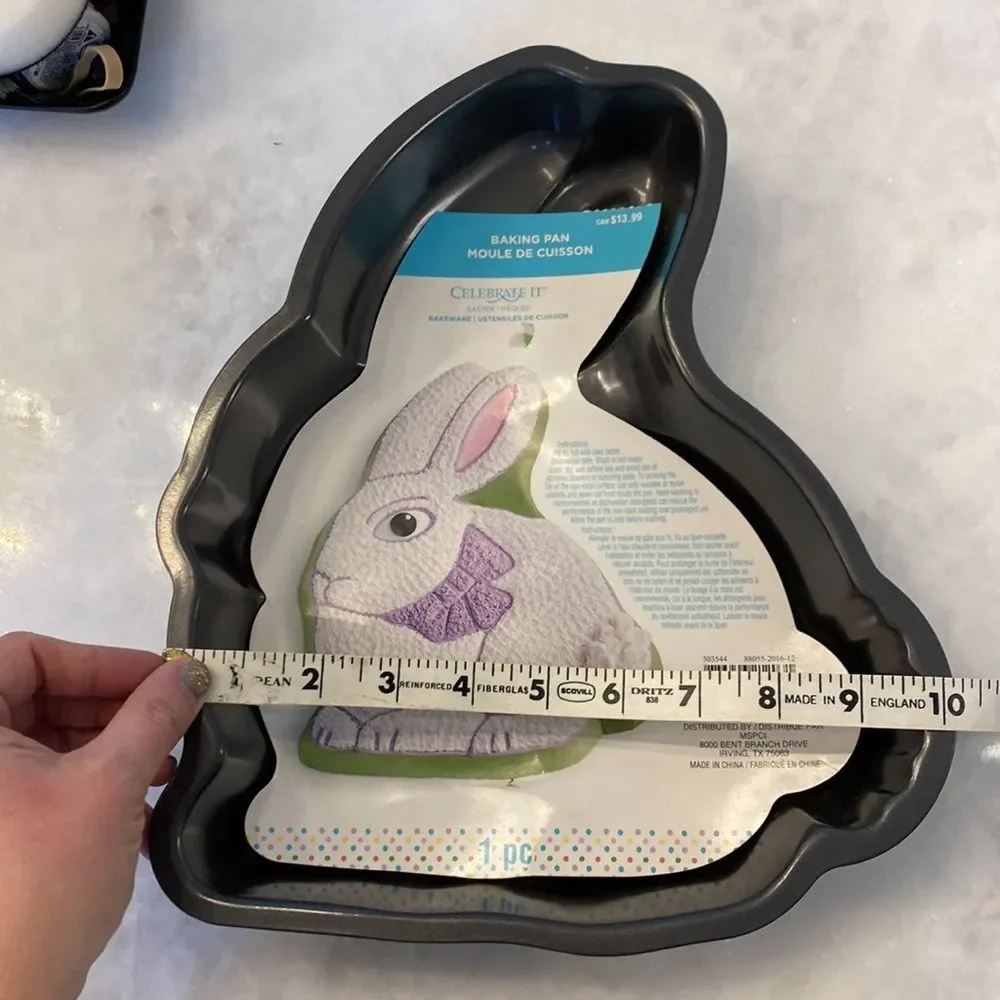 Wilton Bunny Rabbit Cake Pan baking New